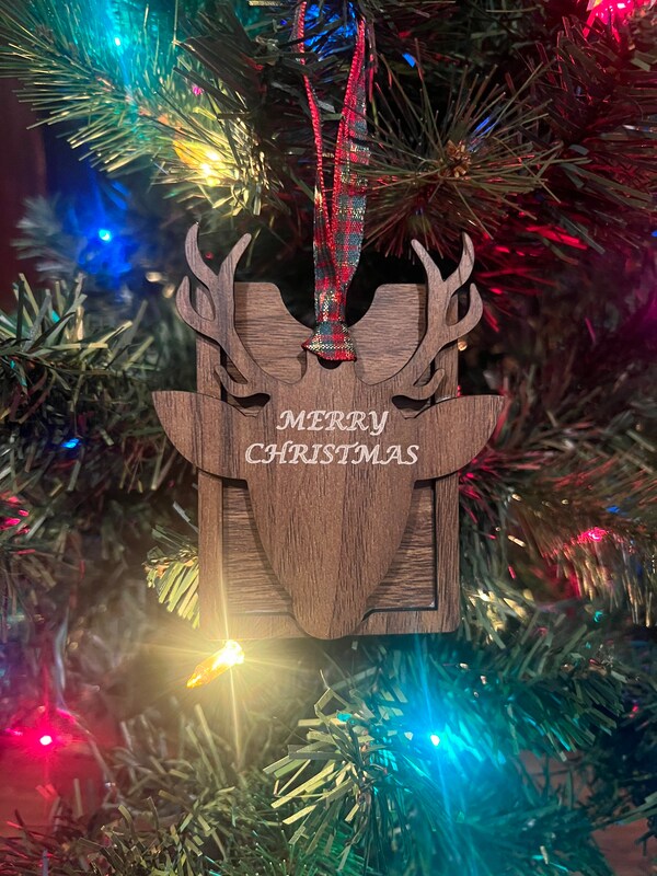 Walnut Merry Christmas Gift Card Reindeer Ornament